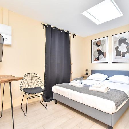 Cmg Batignolles - Pigalle ปารีส ภายนอก รูปภาพ